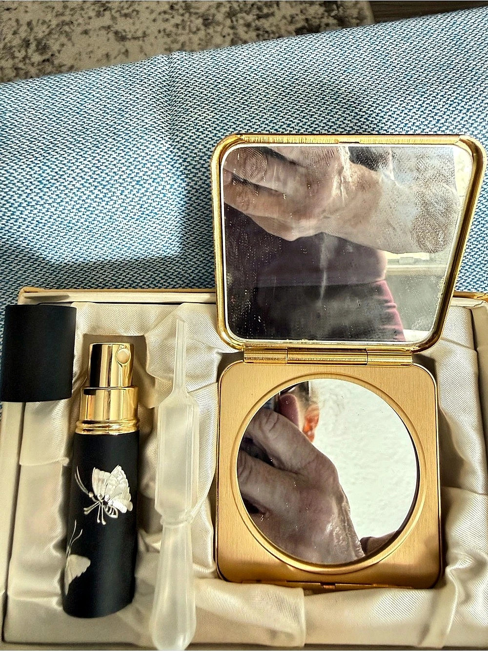 Vintage Accessory Sets - Picture 2 of 10